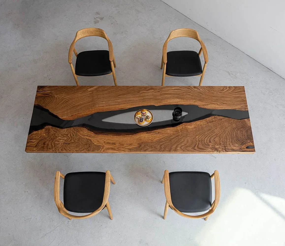 Table à manger rivière Paillon, résine noire — ATELIER RIVIÈRE, fabrication à la commande