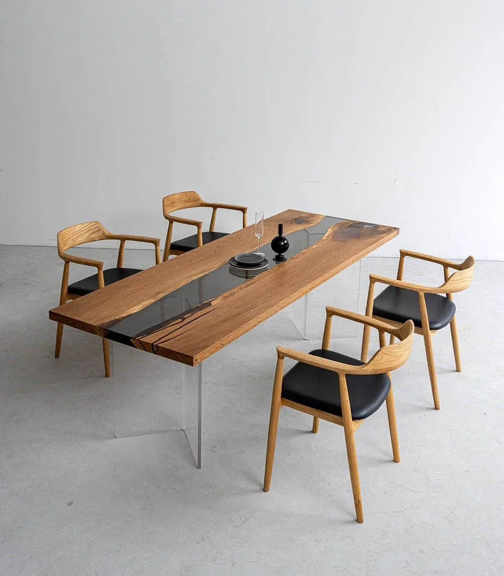 Table à manger rivière Tarn teinte chêne, résine noire — ATELIER RIVIÈRE, fabrication à la commande