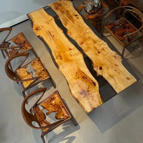 Table à manger rivière Tinée, résine noire — tables à manger epoxy