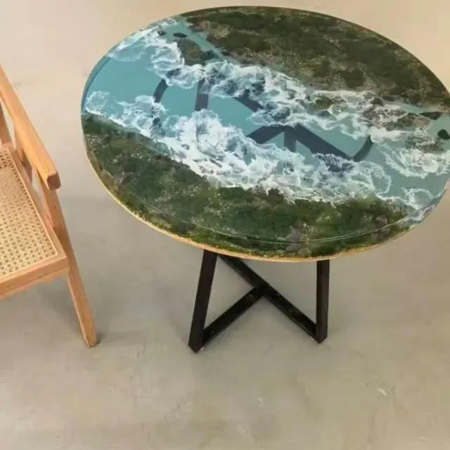 Table d'appoint océan ronde Dives, résine verte — tables d'appoint et consoles